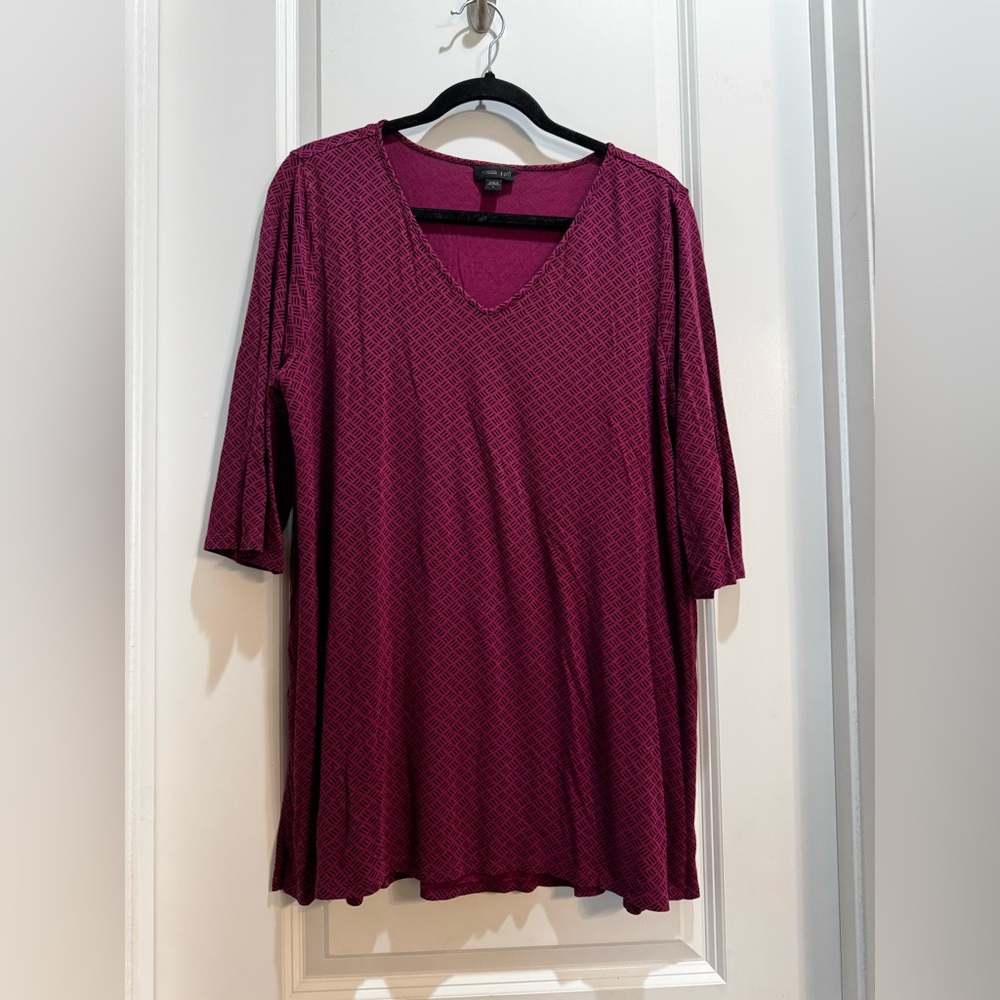 J Jill Wearever Collection Burgundy Print  Vneck Tunic Large 3/4Sleeve Side Slit
